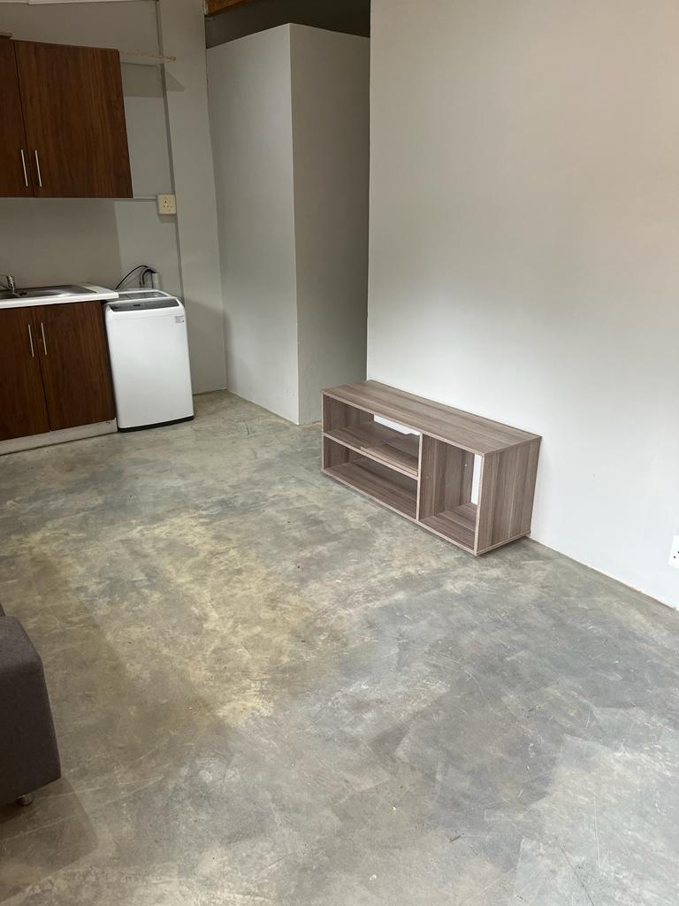 5 Bedroom Property for Sale in Langenhovenpark Free State